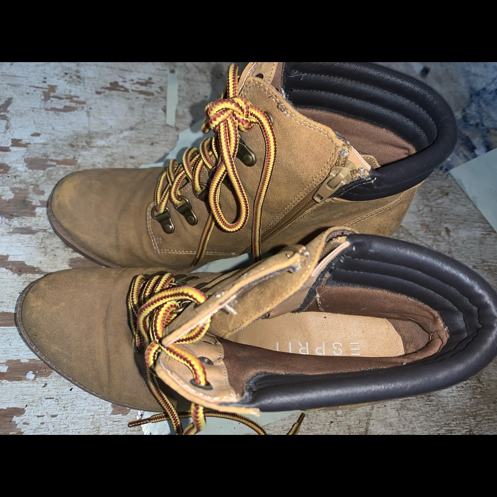 High heel boots
